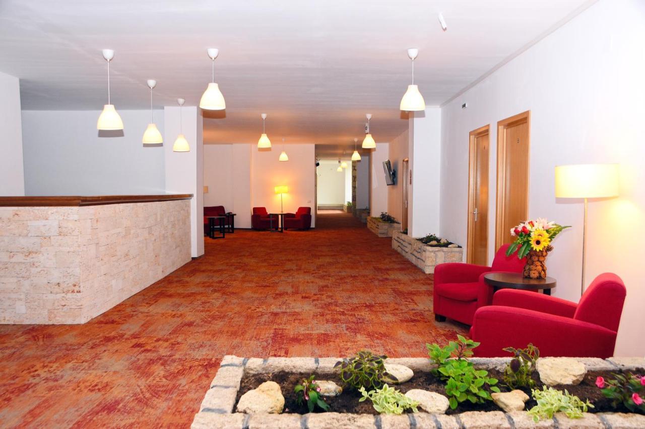 Hotel Mercur エフォリエ・スド エクステリア 写真