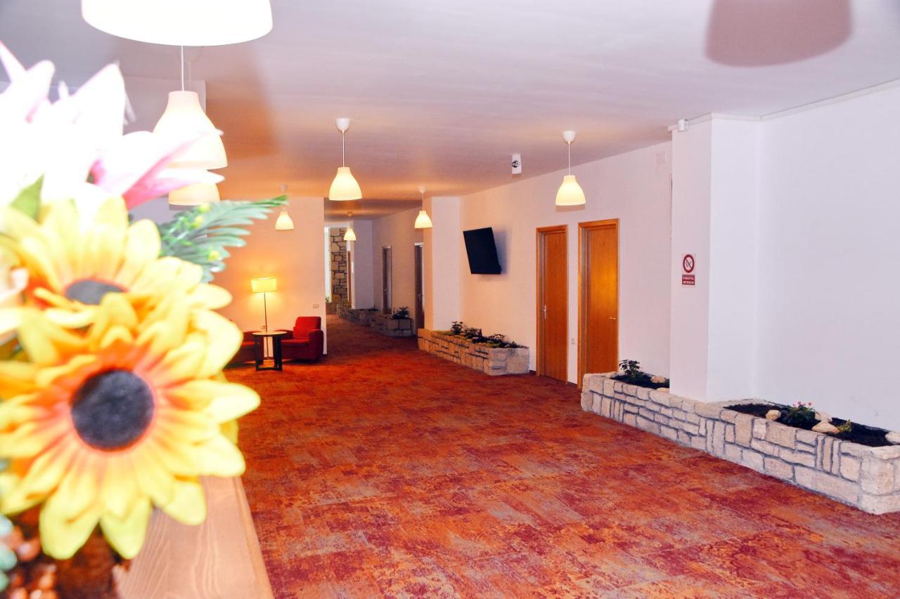 Hotel Mercur エフォリエ・スド エクステリア 写真